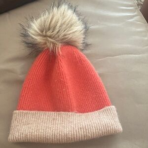 Womens Norla Canada Red Knit Alpaca winter hat.20%Wool